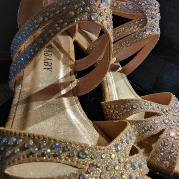 Girl's Champagne Pageant kitten heels shoes - Picture 4 of 4